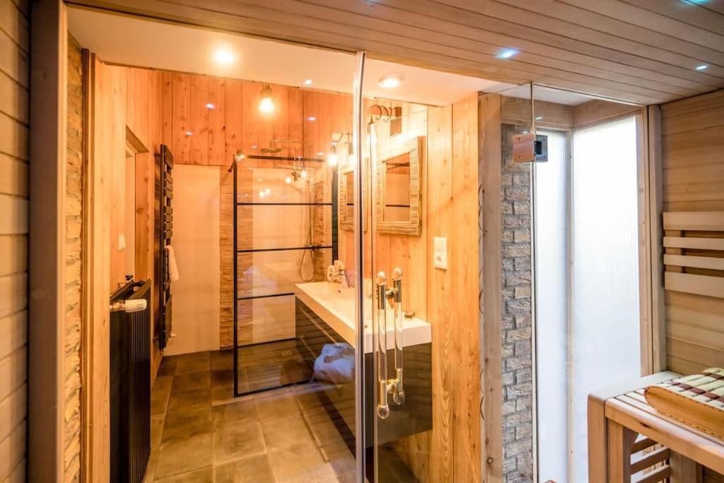 Boutique Bungalow 2 Met Sauna, Hottub En Boskas Rheezerveen ภายนอก รูปภาพ